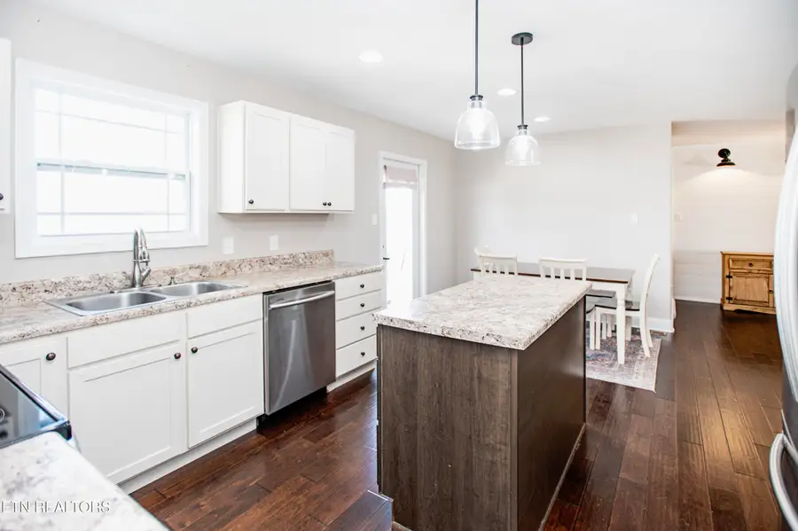 3405 Boulder Point Lane, Powell, TN 37849 - #2