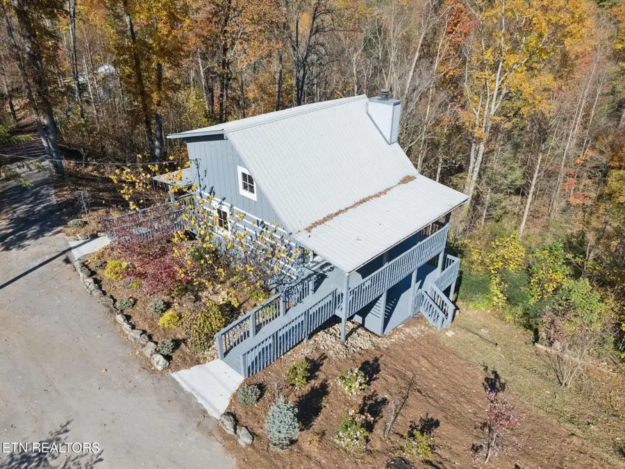 306 Beech Ridge Lane, Gatlinburg, TN 37738 - #2