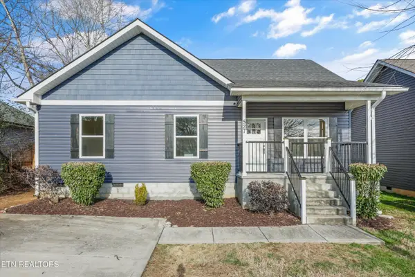 527 Balsam Drive, Knoxville, TN 37918