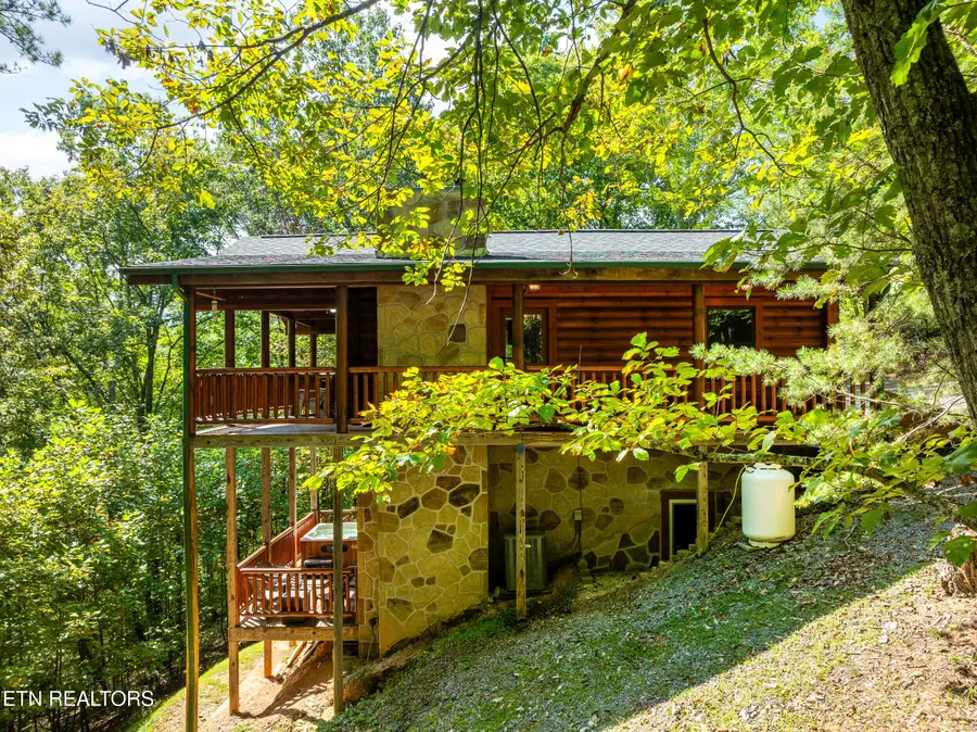 4062 Chamberlain Lane, Sevierville, TN 37862 - #2