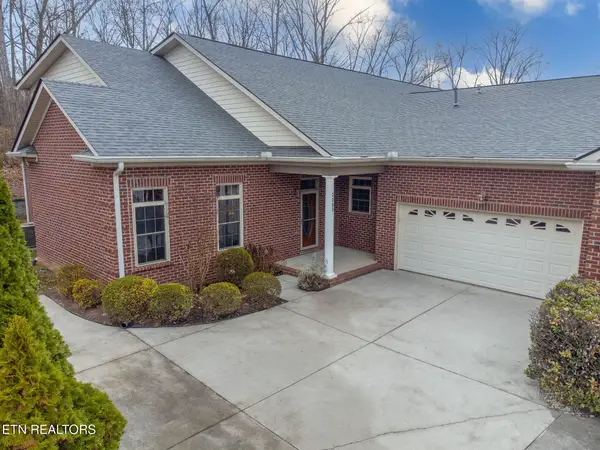 2383 Mountain Drive, Lenoir City, TN 37772