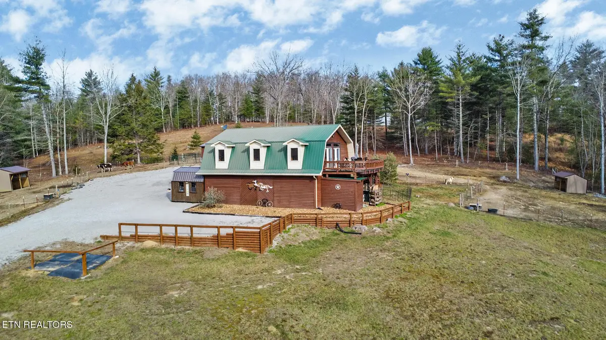 260 Indian Rock Tr, Jamestown, TN 38556 - #1