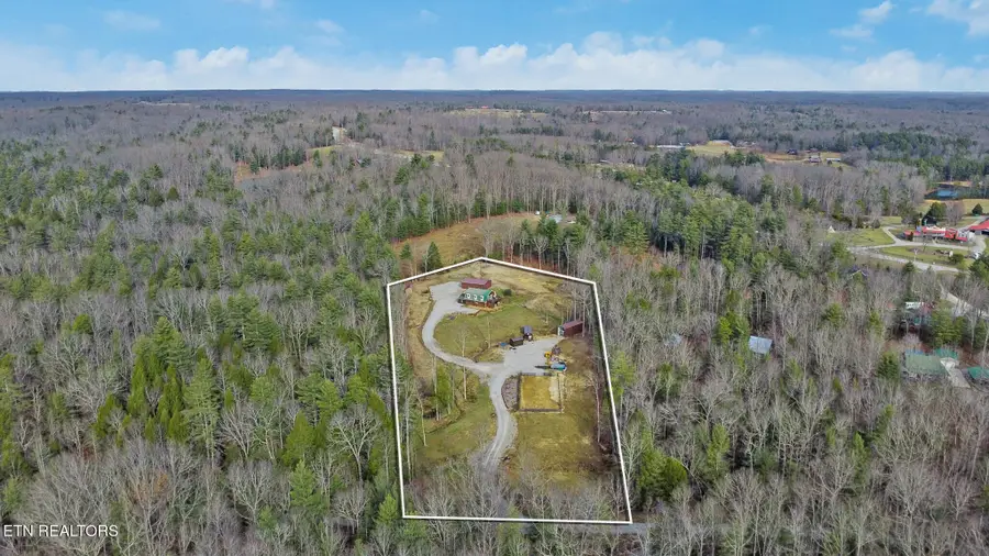 260 Indian Rock Tr, Jamestown, TN 38556 - #2