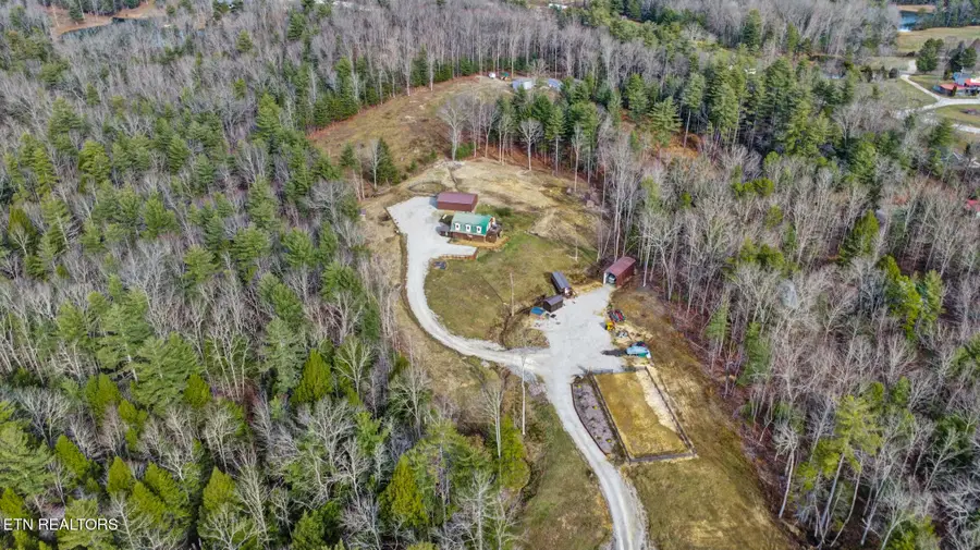 260 Indian Rock Tr, Jamestown, TN 38556 - #3