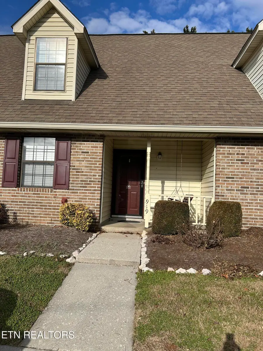 919 Chip Cove Lane, Knoxville, TN 37938 - #3