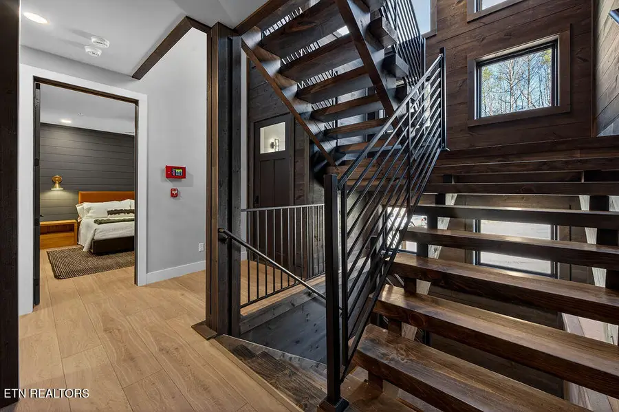 130 Mills Park Rd #9, Gatlinburg, TN 37738 - #2