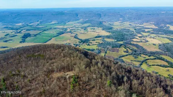 654 Briley Rd, Spring City, TN 37381