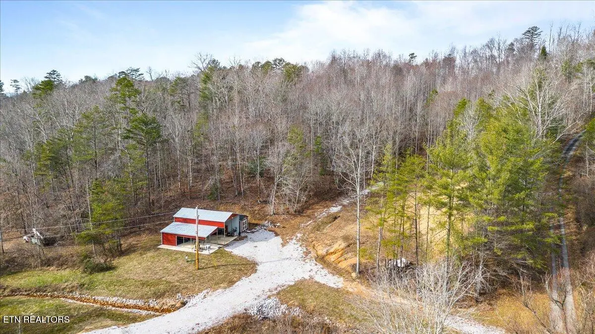 1863 Old County Garage Rd, Helenwood, TN 37755 - #1