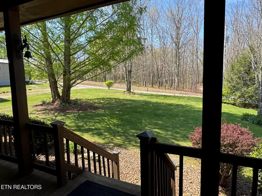 598 Ted Brooks Rd, Jamestown, TN 38556 - #3