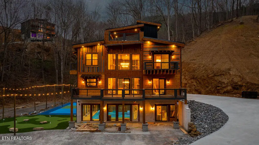 1880 Allen Way, Sevierville, TN 37862 - #1