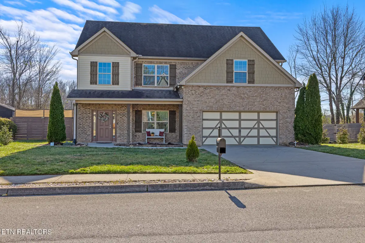 767 W Glenview Drive, Lenoir City, TN 37771 - #1