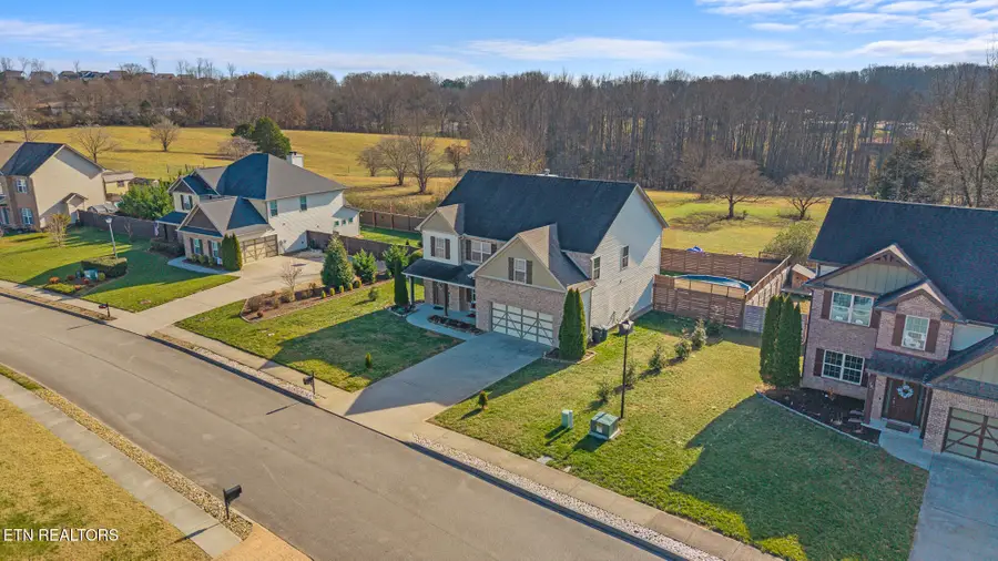 767 W Glenview Drive, Lenoir City, TN 37771 - #3