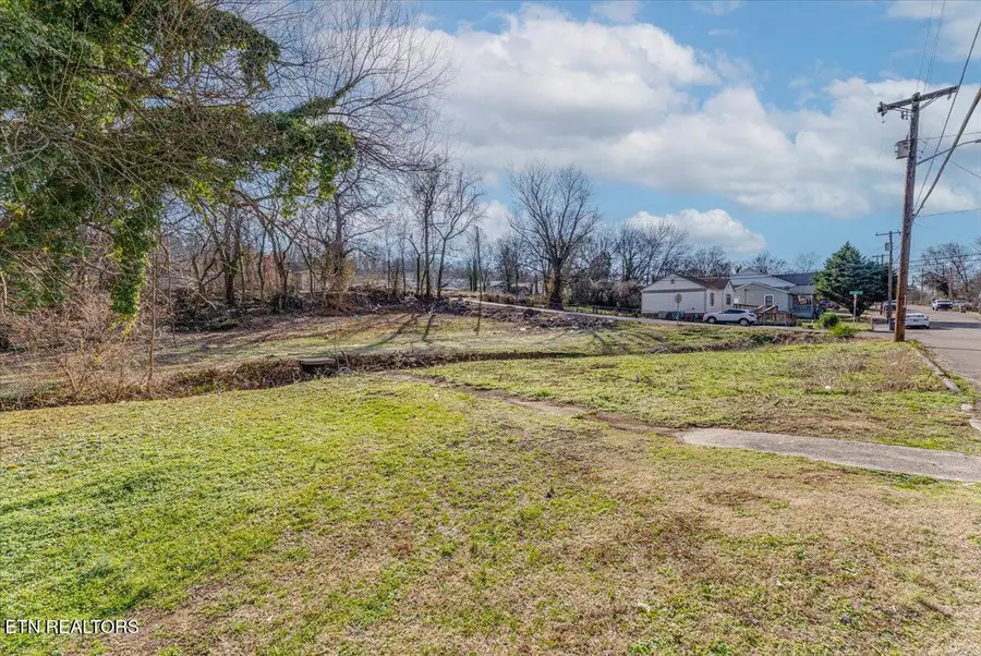 4004 Catalpa Ave, Knoxville, TN 37914 - #2