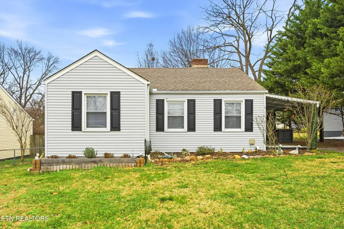 1741 N Wright Rd, Alcoa, TN 37701 - #1