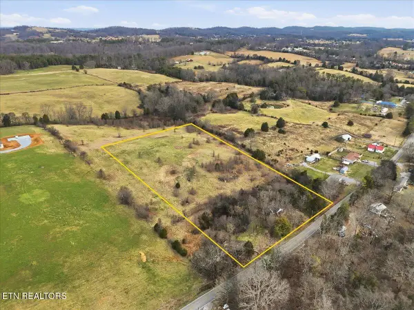 Lot 7 Thorngrove Pike, Kodak, TN 37764