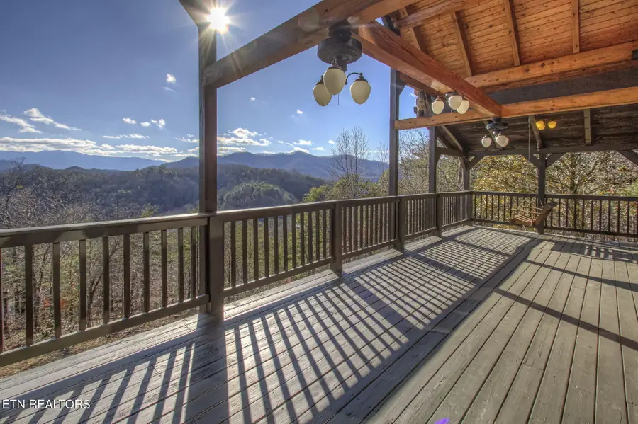 2568 Raccoon Hollow Way, Sevierville, TN 37862 - #3