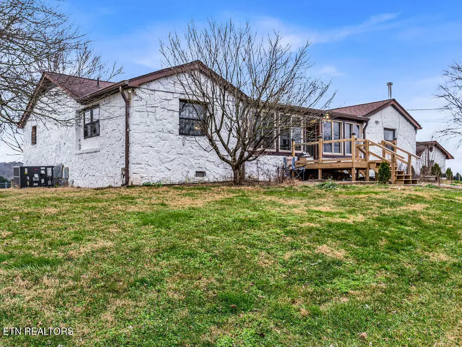 10724 E Emory Rd, Luttrell, TN 37779 - #3