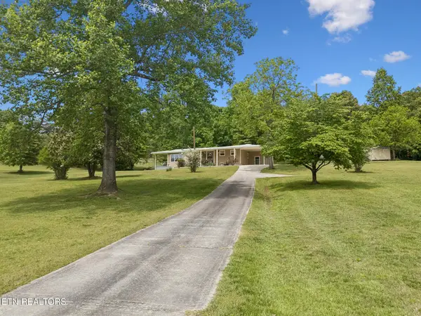 1484 Blythe Ferry Rd, Dayton, TN 37321