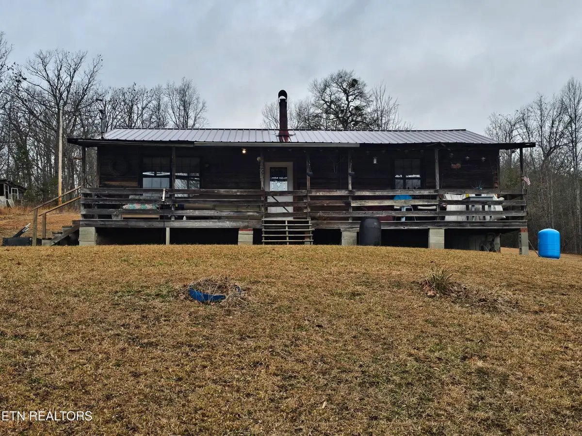 741 Melvin Hollow Rd, Pioneer, TN 37847 - #1