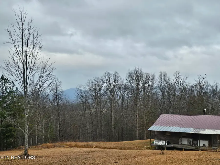 741 Melvin Hollow Rd, Pioneer, TN 37847 - #2