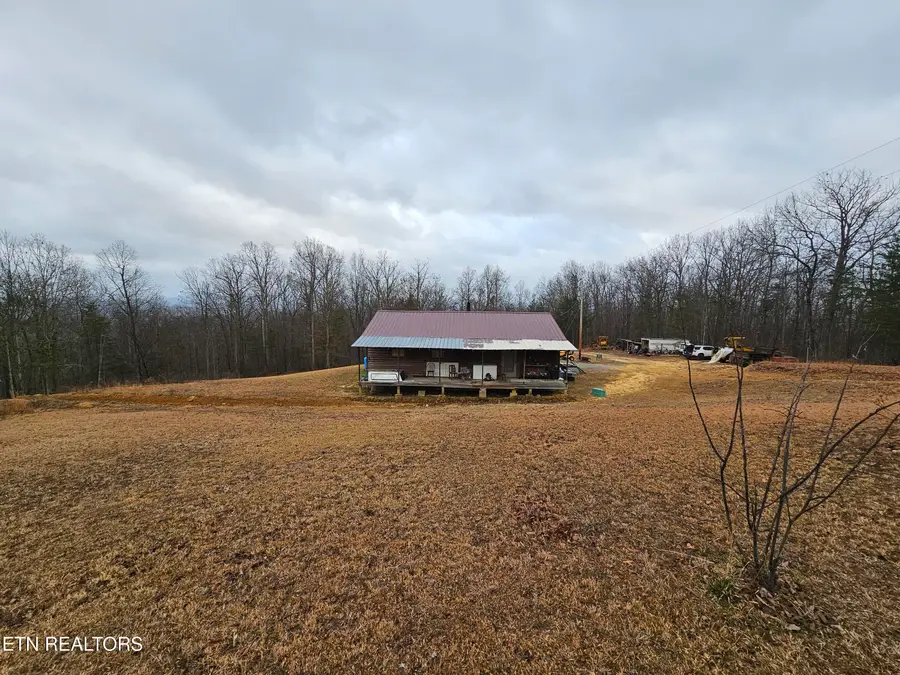 741 Melvin Hollow Rd, Pioneer, TN 37847 - #3