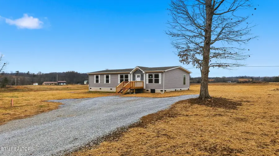 970 Ricker Rd, Greeneville, TN 37743 - #2