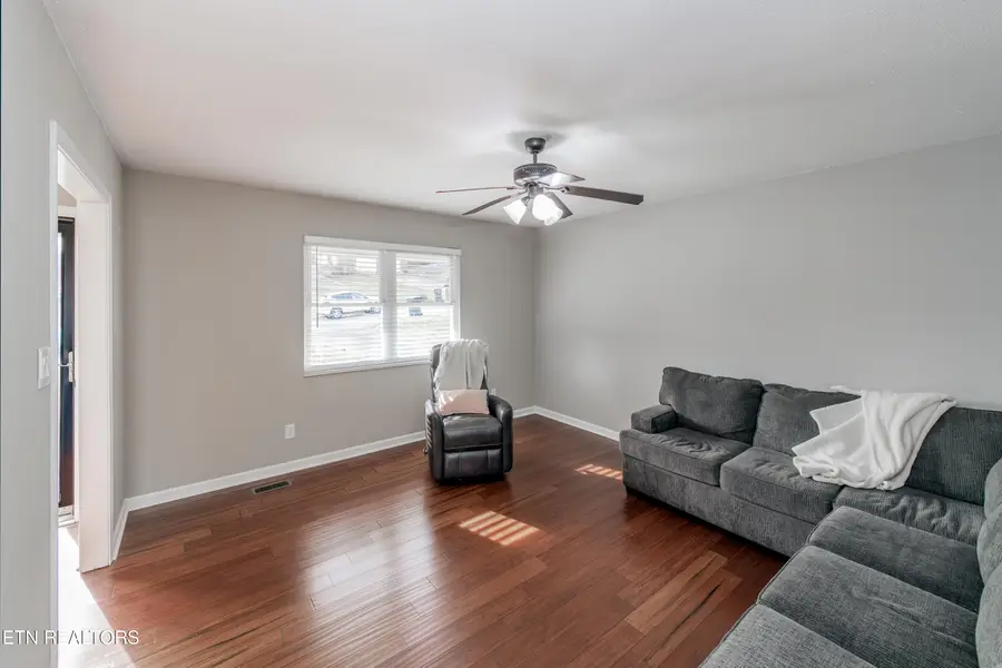 5405 Malmsbury Rd, Knoxville, TN 37921 - #3