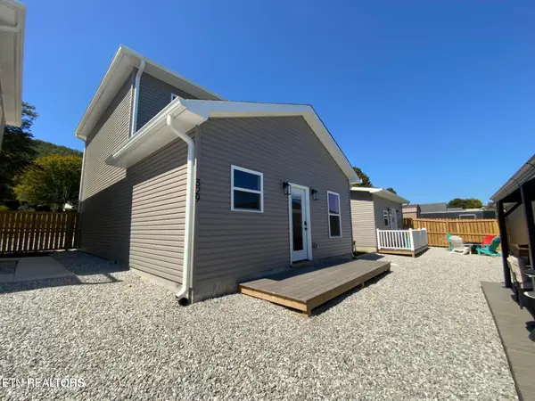 329 7th St #329, Rocky Top, TN 37769