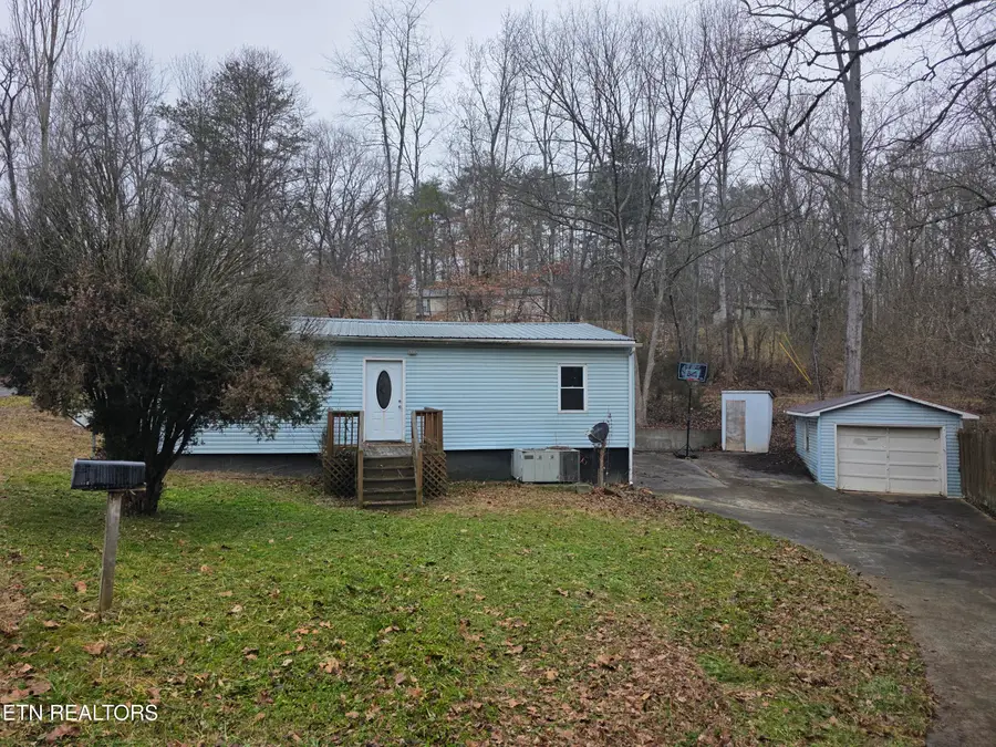 601 Carrie Circle, Strawberry Plains, TN 37871 - #2