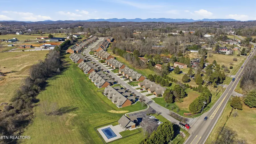 375 Meadow Walk Lane, Lenoir City, TN 37772 - #2