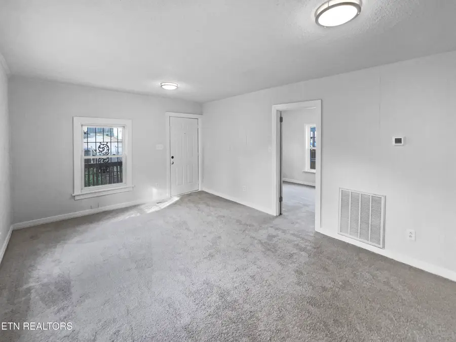 4028 Catalpa Ave, Knoxville, TN 37914 - #3