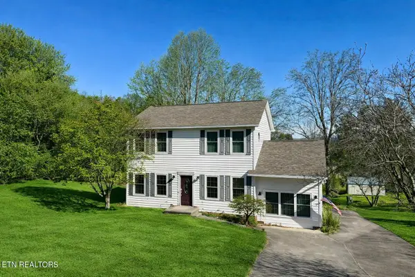 408 E Mountain View Rd, Corryton, TN 37721