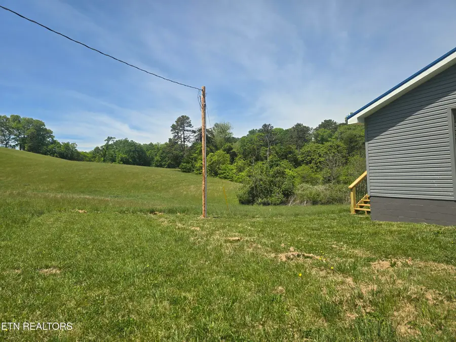 1087 Harmon Rd Rd, New Tazewell, TN 37825 - #3