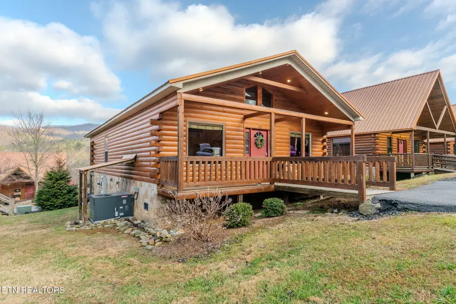 221 Forrest Loop Way, Gatlinburg, TN 37738 - #2