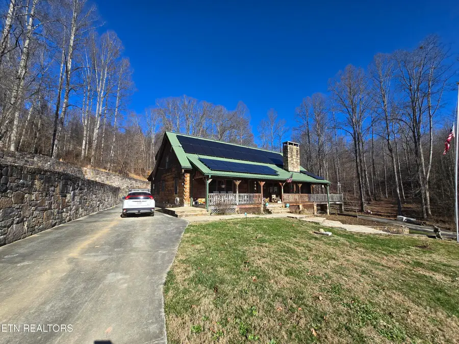 533 Phoenix Drive, Jonesville, VA 24263 - #3