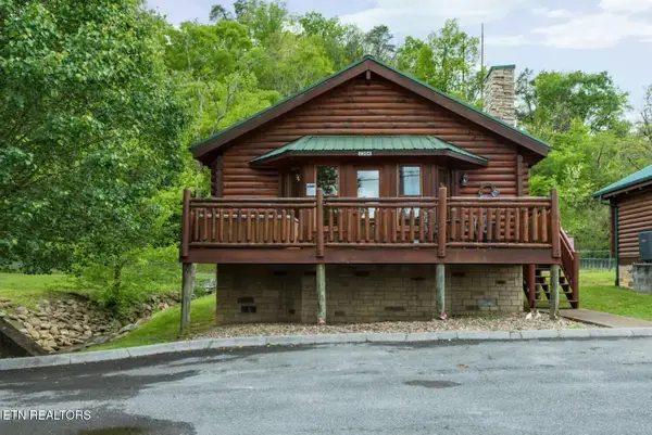 2304 River Port Way, Pigeon Forge, TN 37863