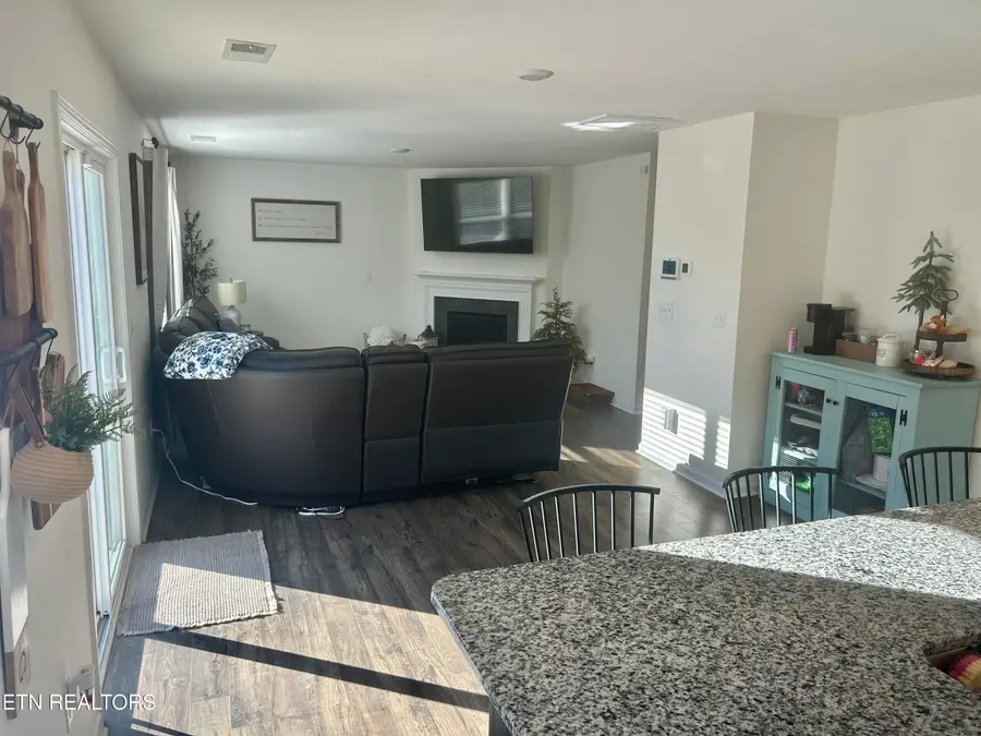 210 Ambernic Way, Sweetwater, TN 37874 - #3