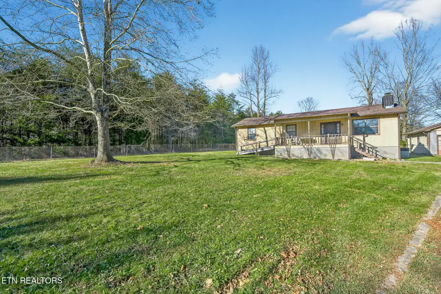 694 Sligo St, Crossville, TN 38572 - #2