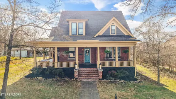 811 W Deborah St, Jefferson City, TN 37760