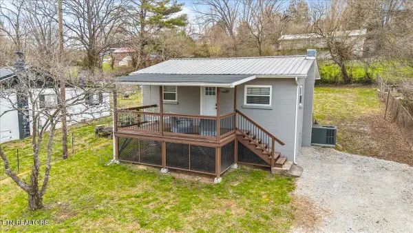 150 Connor St St, Jacksboro, TN 37757