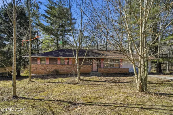 121 Eauclair St, Kingsport, TN 37664