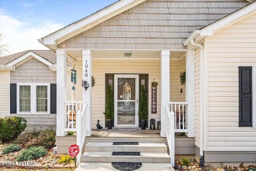 1048 Deerfield Way, Lafollette, TN 37766 - #3