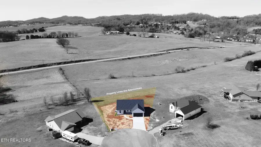 310 Moores Way, Madisonville, TN 37354 - #2