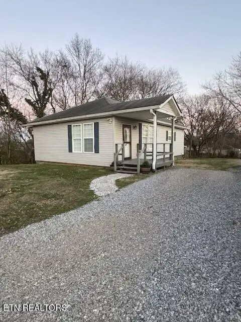 102 Pinedale St, Maryville, TN 37801