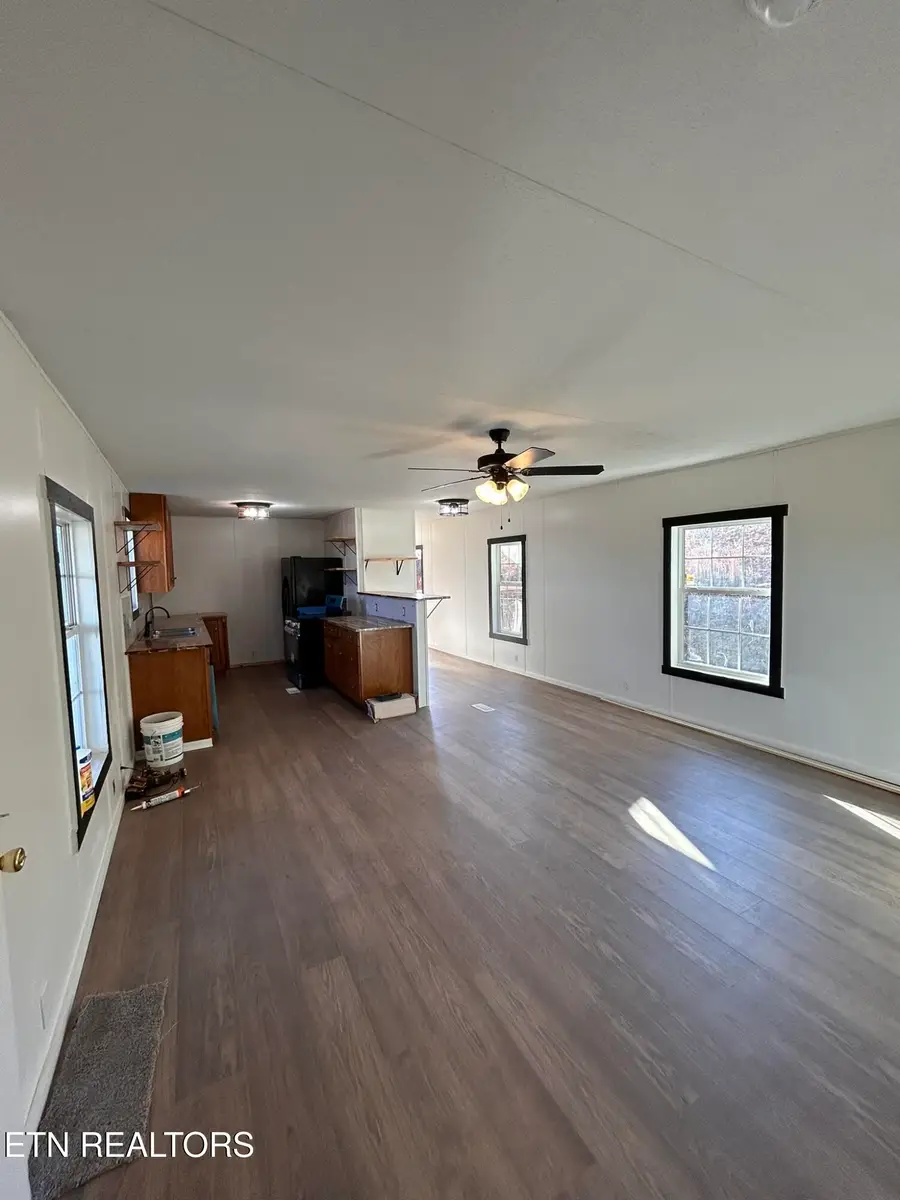 230 Cingular Drive, New Tazewell, TN 37825 - #3