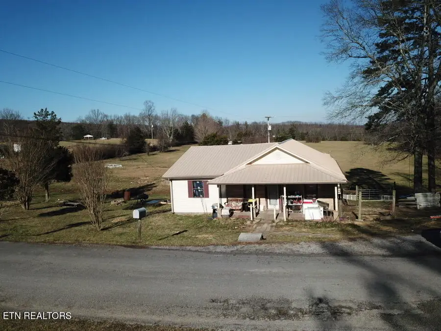 1364 Happy Top Rd, Grandview, TN 37337 - #3