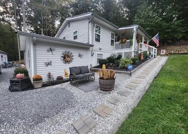 825 County Road 82, Athens, TN 37303