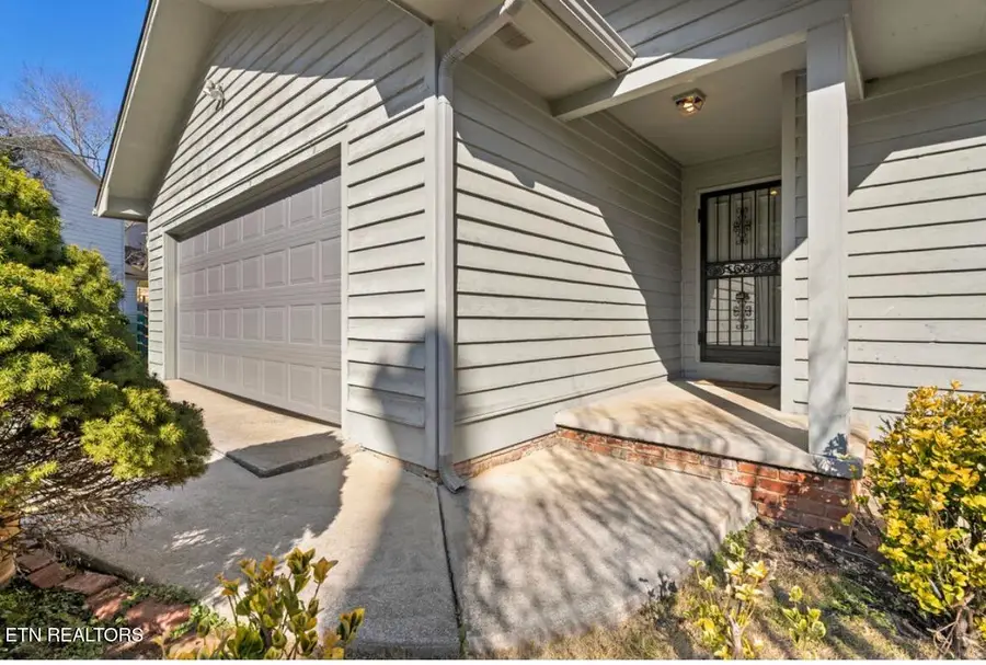 9301 Barrington Blvd, Knoxville, TN 37922 - #3