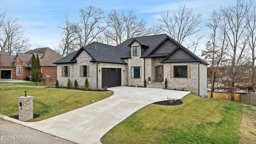 591 Yosemite Drive, Lenoir City, TN 37771 - #2