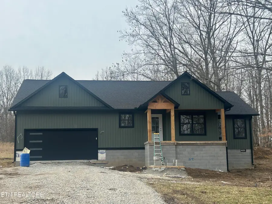 214 Georgee Rd, Jamestown, TN 38556 - #3